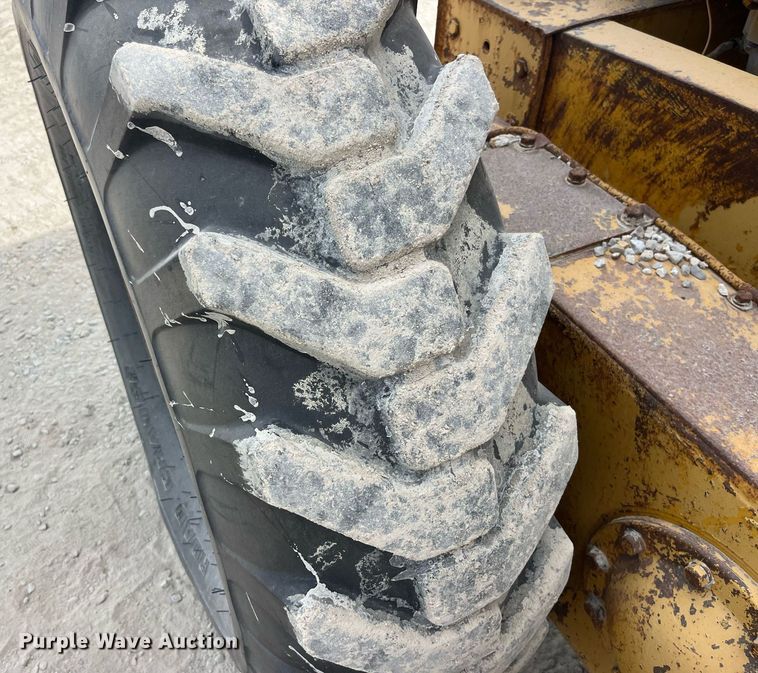 image for item LC9172 Caterpillar  112 rigid frame motor grader