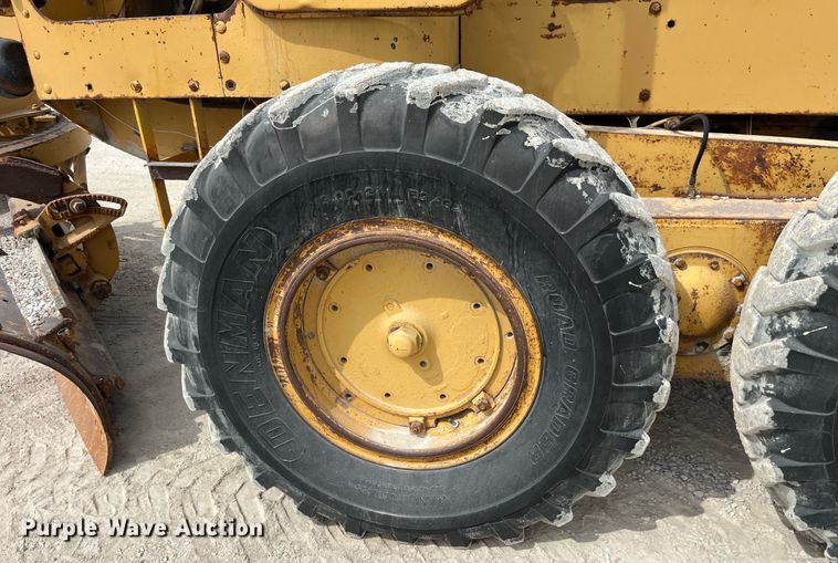 image for item LC9172 Caterpillar  112 rigid frame motor grader