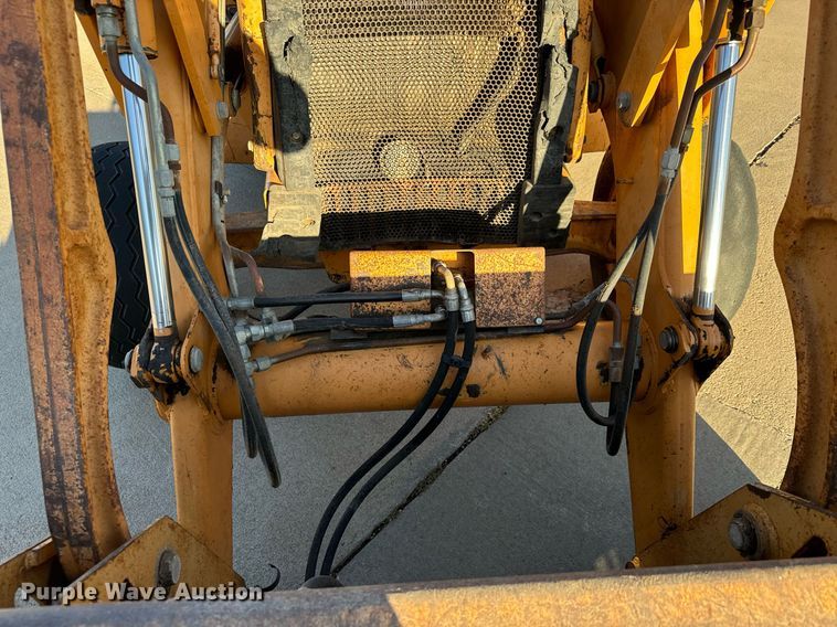 image for item MS9873 2000 Case 580L Series 2 backhoe