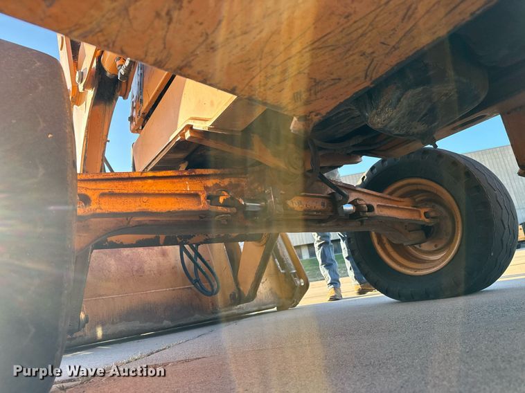 image for item MS9873 2000 Case 580L Series 2 backhoe