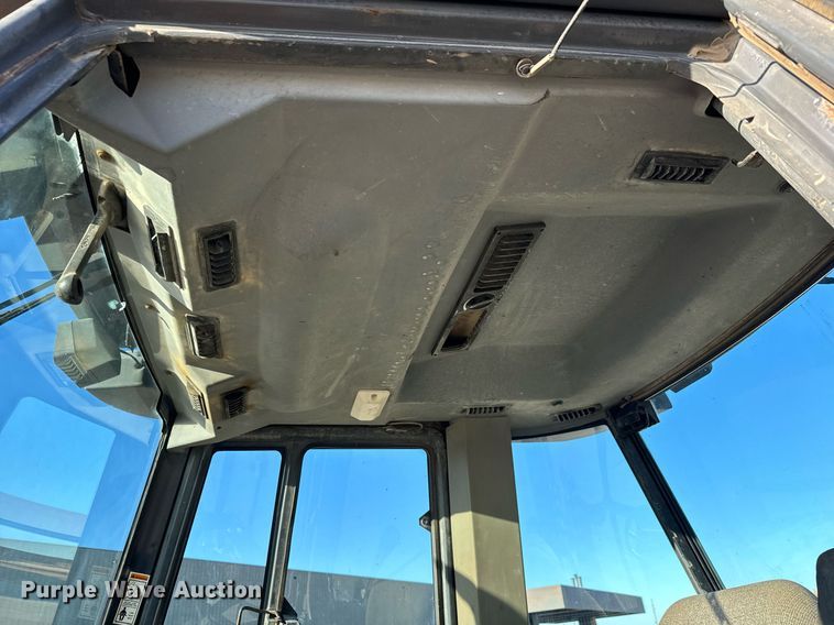 image for item MS9873 2000 Case 580L Series 2 backhoe