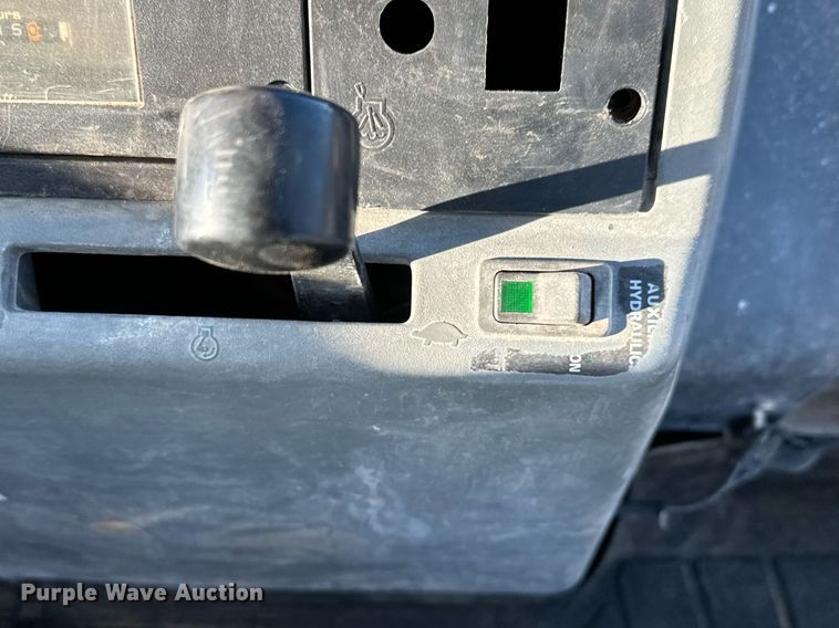 image for item MS9873 2000 Case 580L Series 2 backhoe