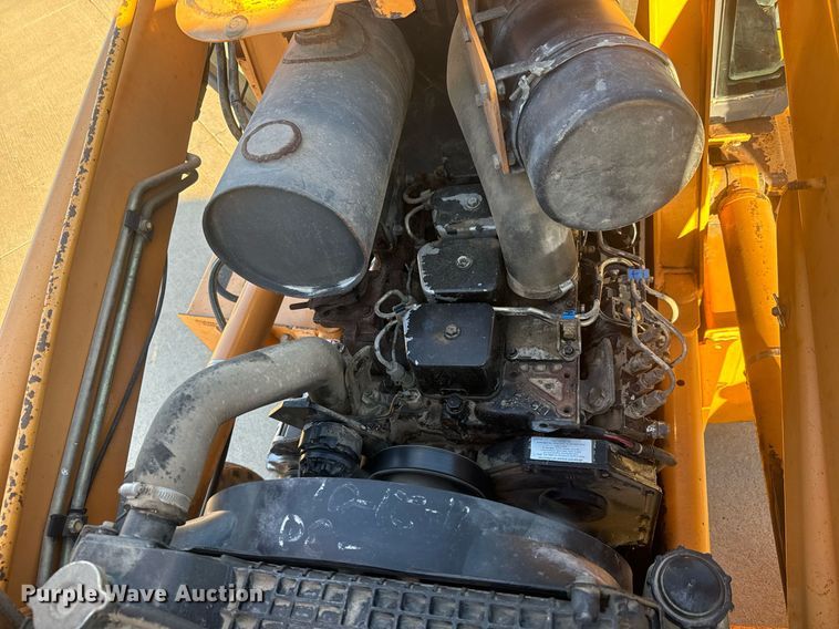 image for item MS9873 2000 Case 580L Series 2 backhoe