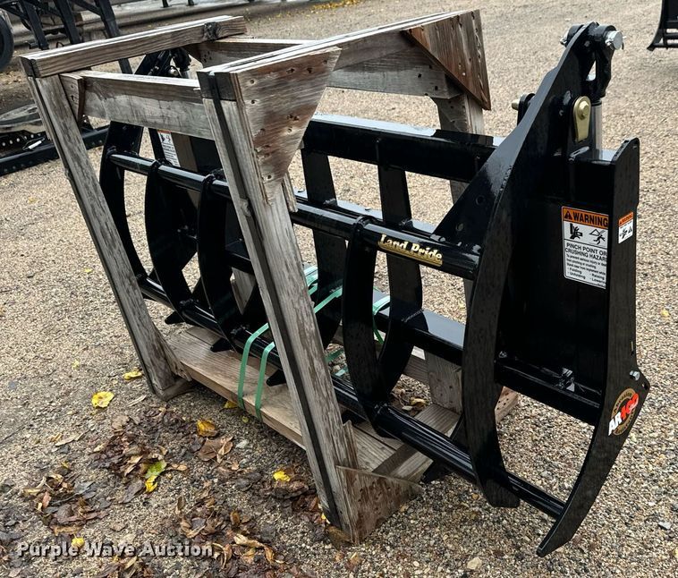 image for item MS9929 Land Pride SGC0660 skid steer grapple bucket