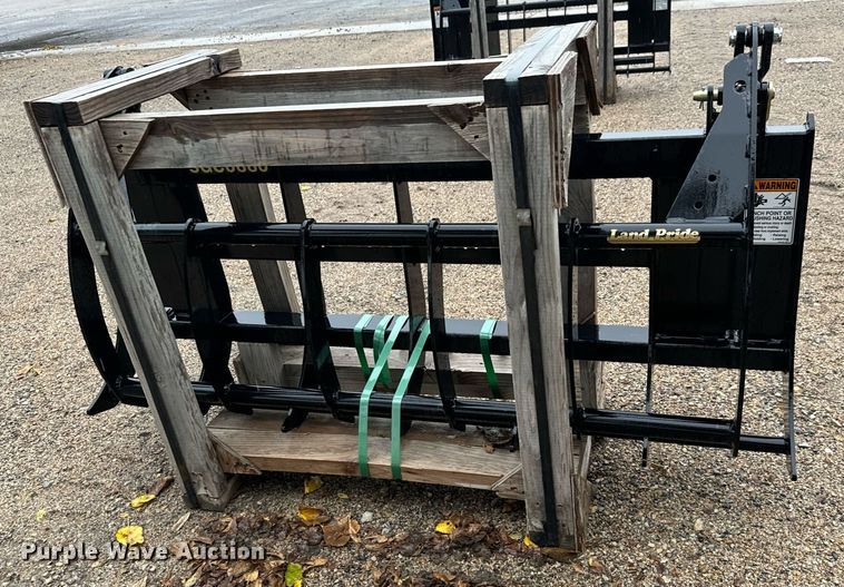 image for item MS9929 Land Pride SGC0660 skid steer grapple bucket