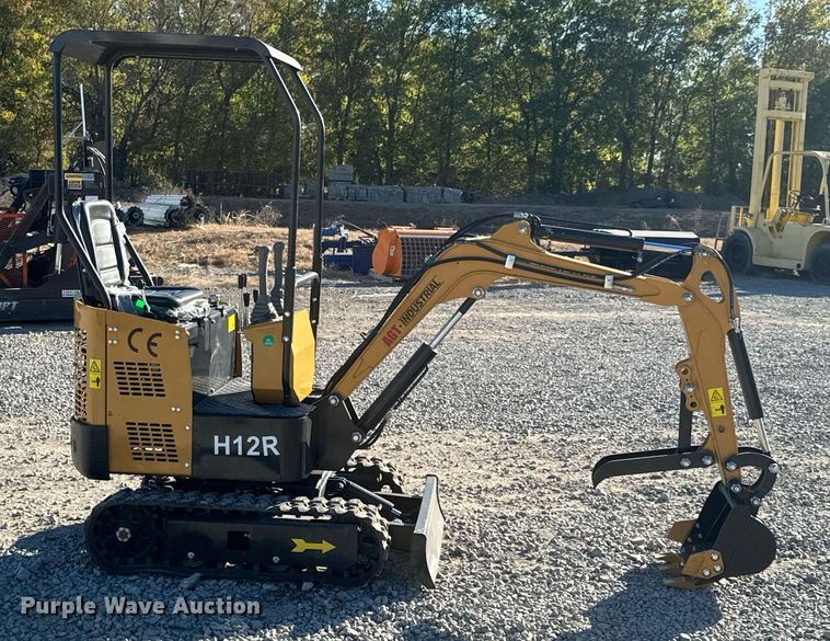 image for item ND9344 2024 AGT H12R mini excavator
