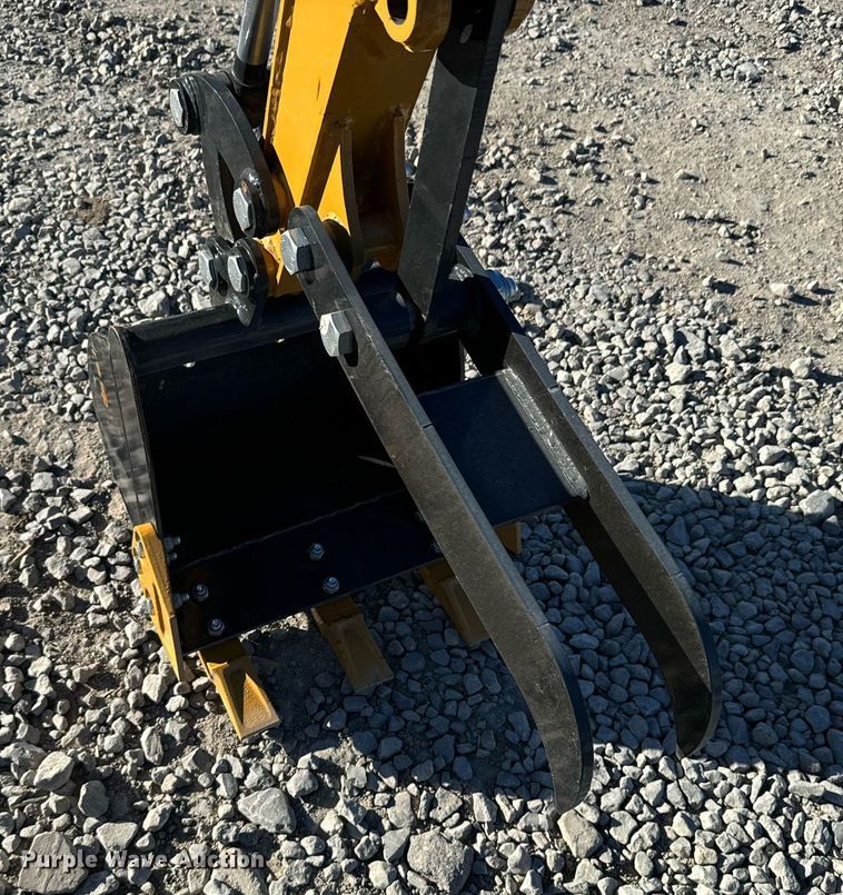 image for item ND9344 2024 AGT H12R mini excavator