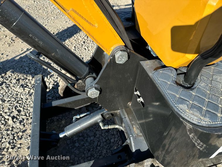 image for item ND9344 2024 AGT H12R mini excavator