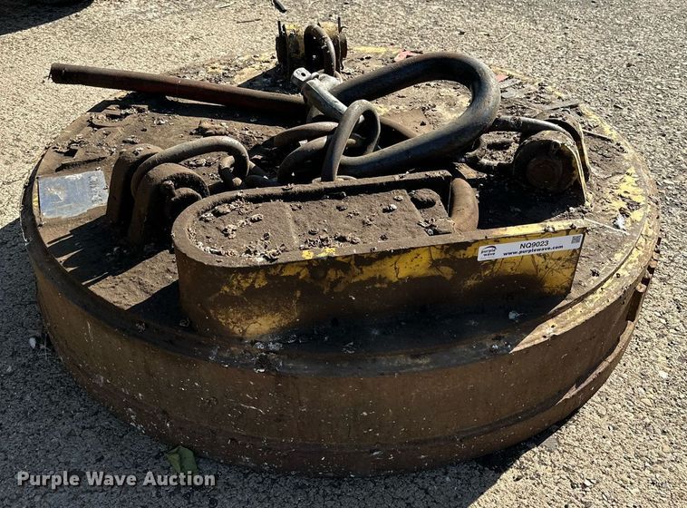 image for item NQ9023 Winkle magnet  