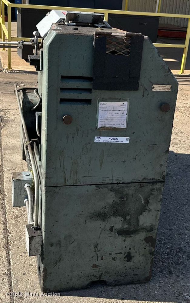 image for item NQ9032 Victor 1640 metal lathe