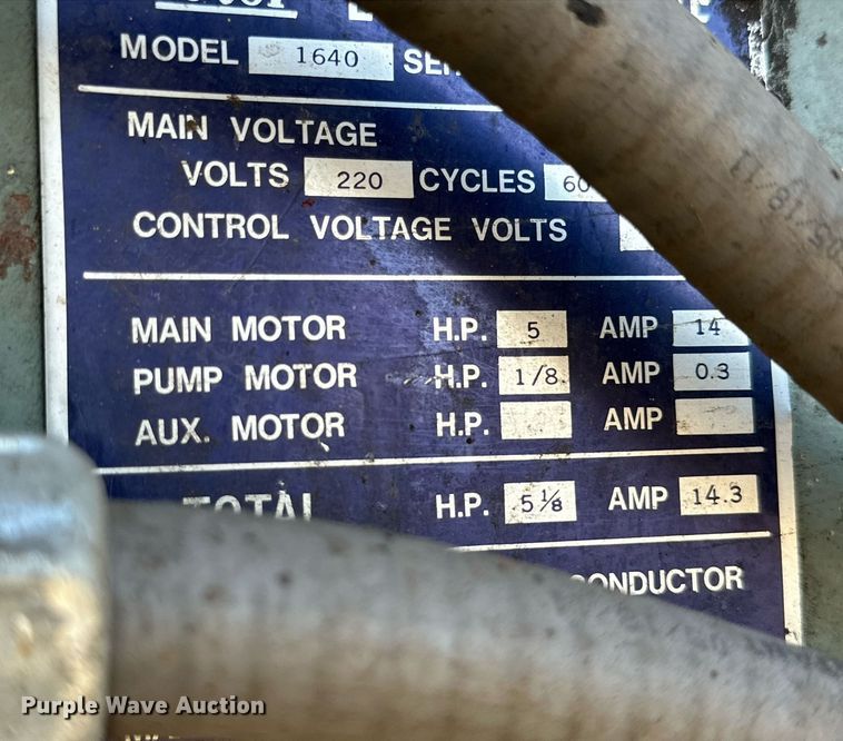 image for item NQ9032 Victor 1640 metal lathe