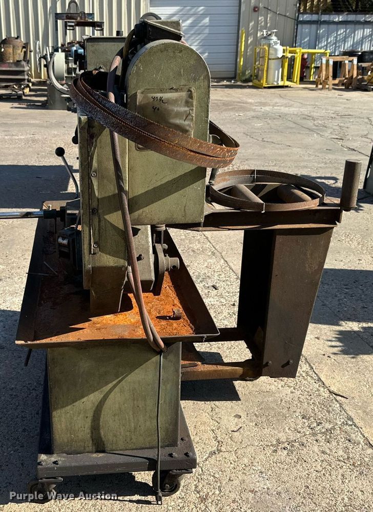 image for item NQ9037 Hyd-Mech S-20 band saw