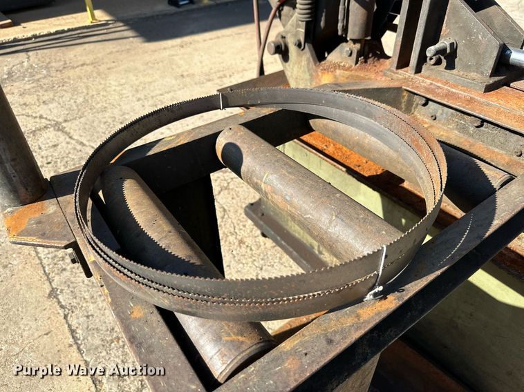 image for item NQ9037 Hyd-Mech S-20 band saw