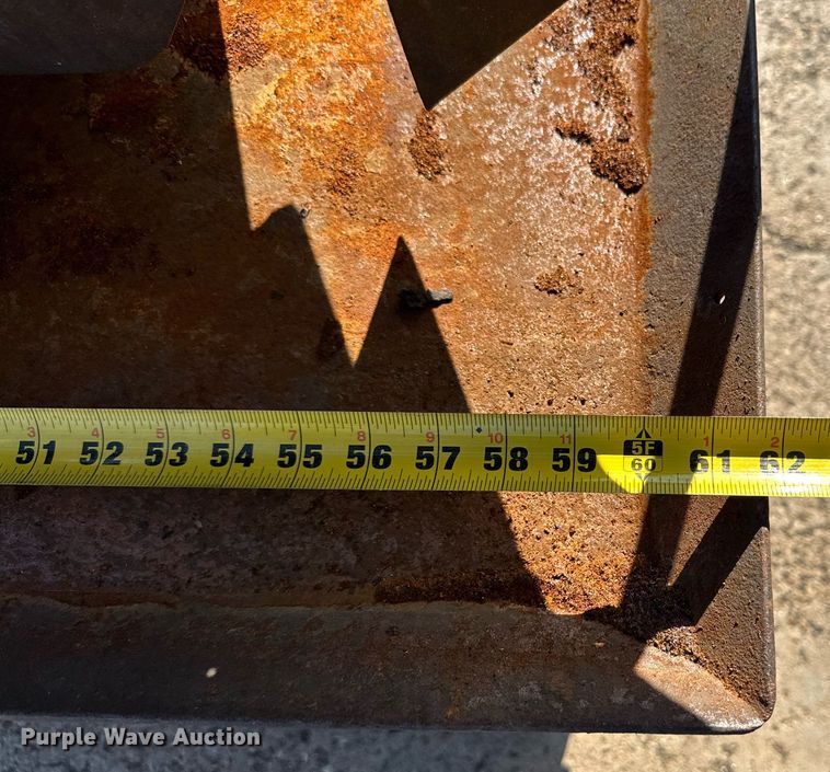 image for item NQ9037 Hyd-Mech S-20 band saw