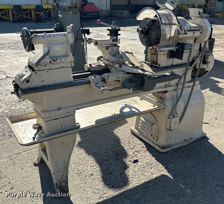 image for item NQ9038 South Bend metal lathe
