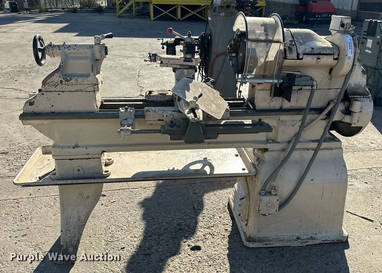 image for item NQ9038 South Bend metal lathe