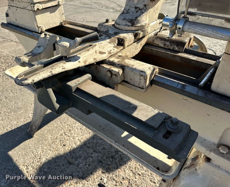 image for item NQ9038 South Bend metal lathe