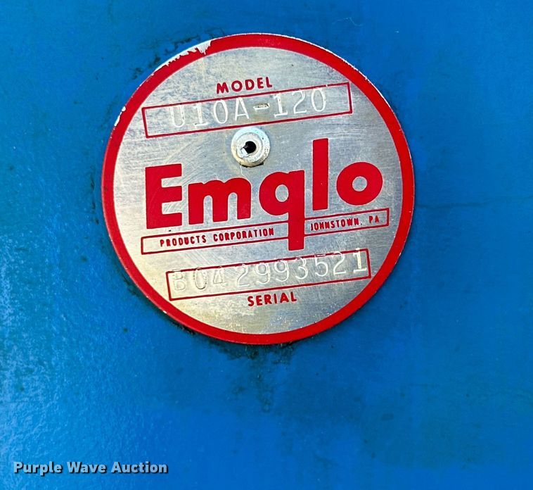 image for item NQ9039 1992 Emglo air compressor