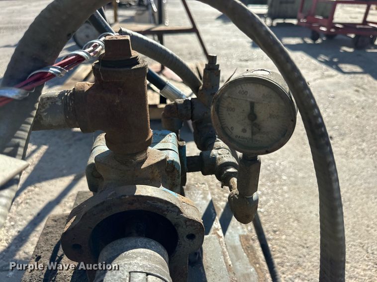 image for item NQ9043 Hydraulic press