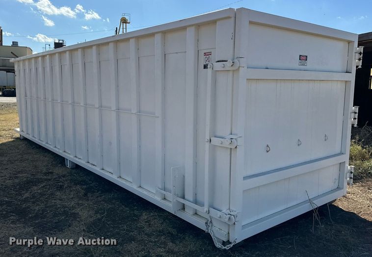 image for item NQ9046 Roll-off dumpster