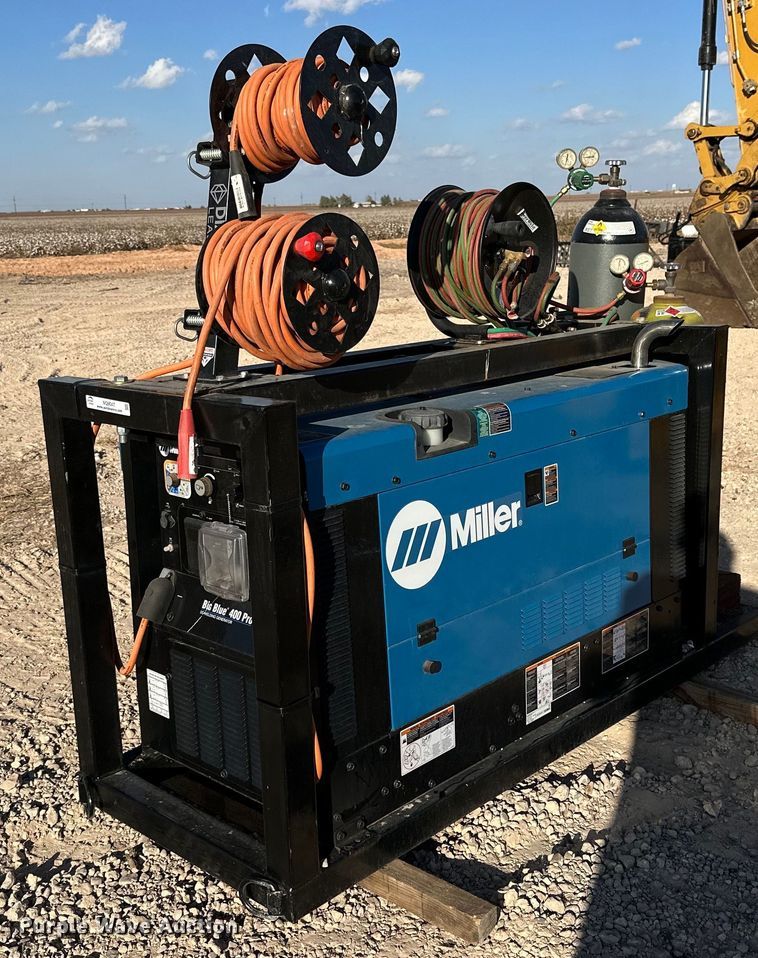 image for item NQ9047 Miller Big Blue 400 Pro welder/generator