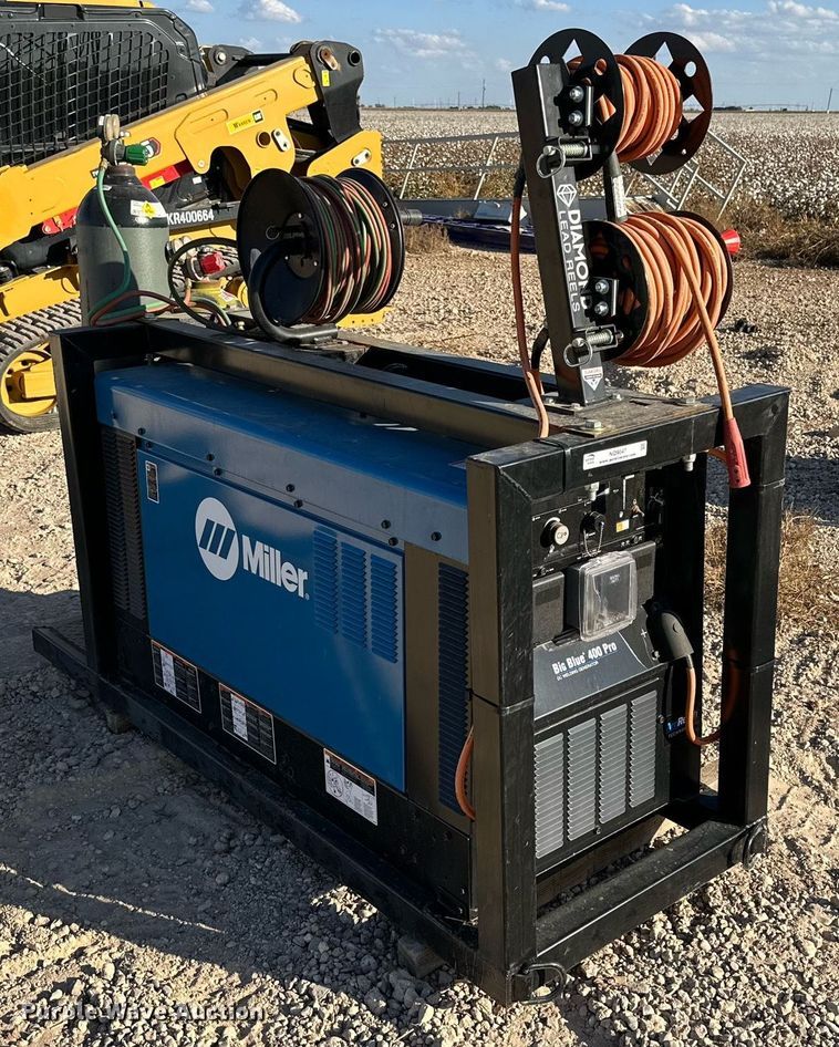 image for item NQ9047 Miller Big Blue 400 Pro welder/generator