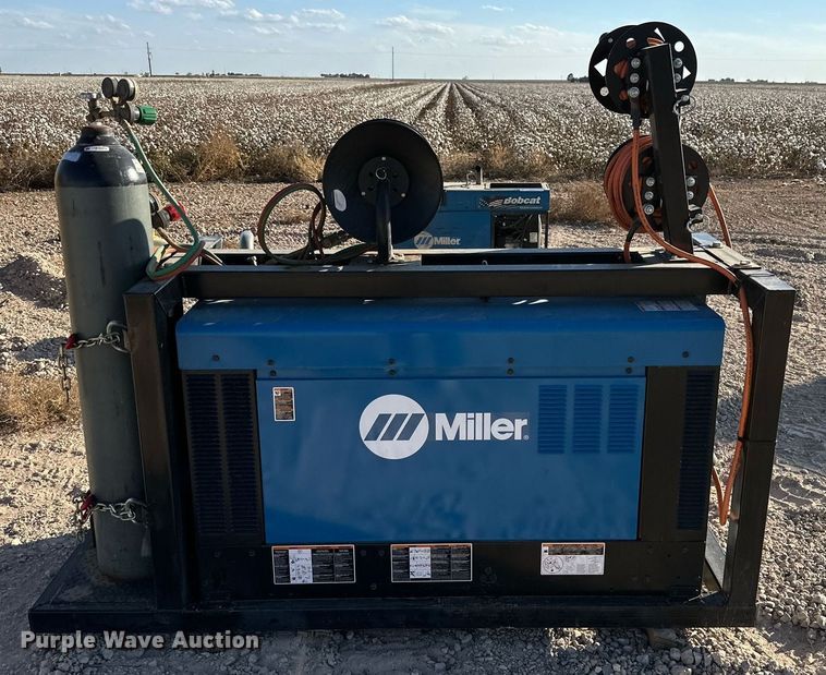 image for item NQ9047 Miller Big Blue 400 Pro welder/generator