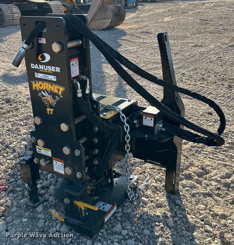 image for item NQ9051 Danuser Hornet T7 post driver