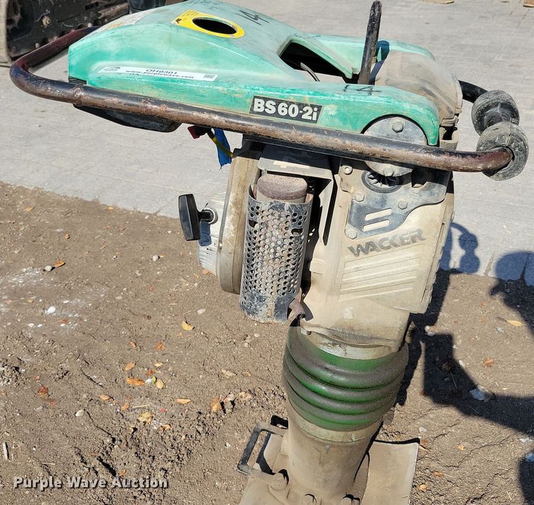 image for item OH9301 Wacker Neuson BS 60-2i plate compactor