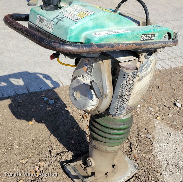 image for item OH9301 Wacker Neuson BS 60-2i plate compactor