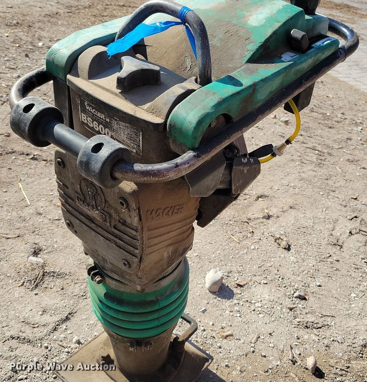 image for item OH9302 Wacker Neuson  BS 600 plate compactor