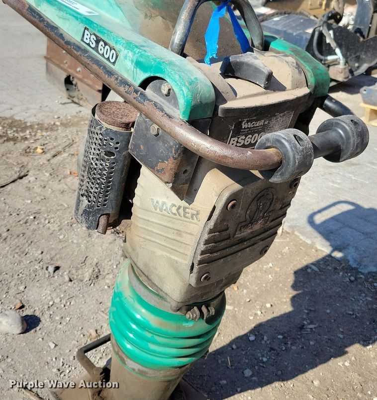 image for item OH9302 Wacker Neuson  BS 600 plate compactor