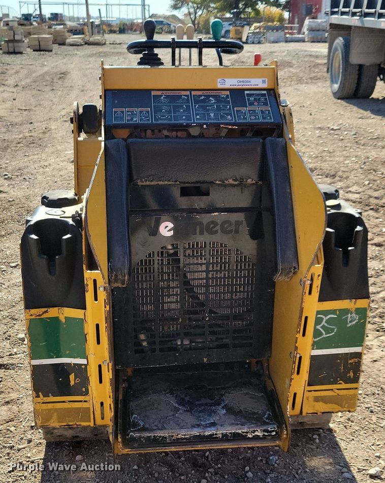 image for item OH9304 2014 Vermeer S800TX compact utility loader