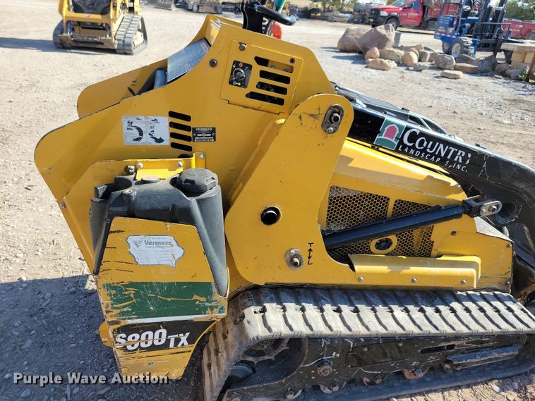 image for item OH9304 2014 Vermeer S800TX compact utility loader