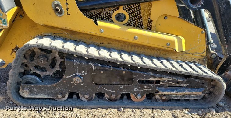 image for item OH9304 2014 Vermeer S800TX compact utility loader