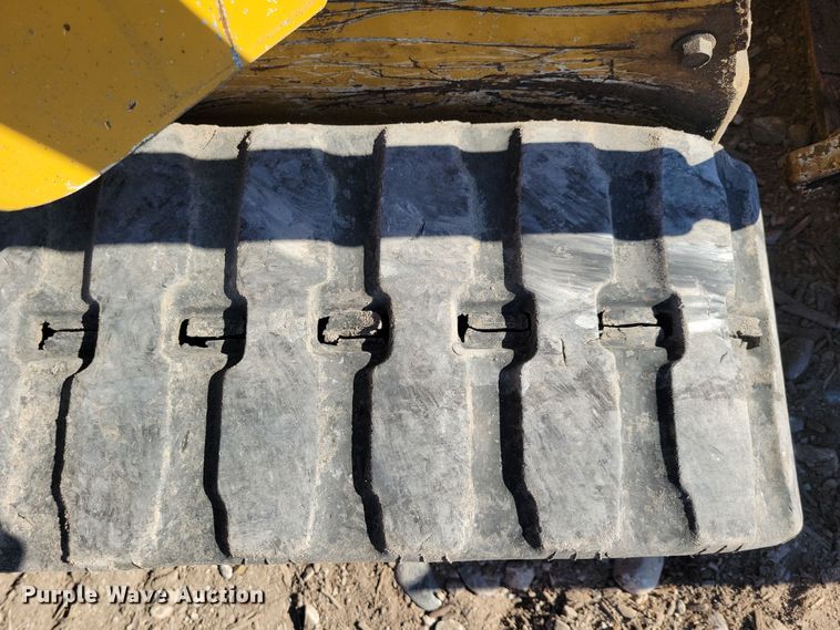 image for item OH9304 2014 Vermeer S800TX compact utility loader