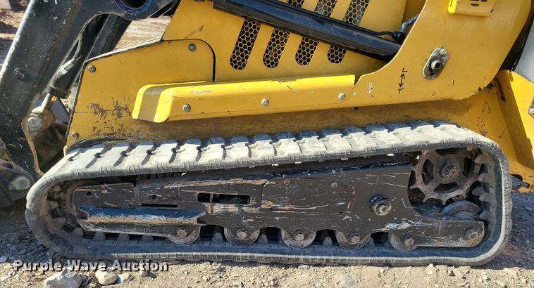 image for item OH9304 2014 Vermeer S800TX compact utility loader