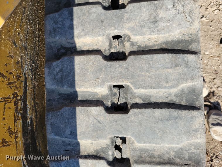 image for item OH9304 2014 Vermeer S800TX compact utility loader