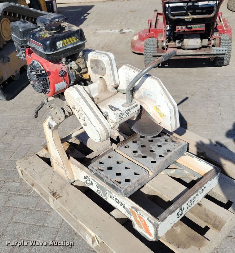 image for item OH9307 Cushion Cut concrete block saw