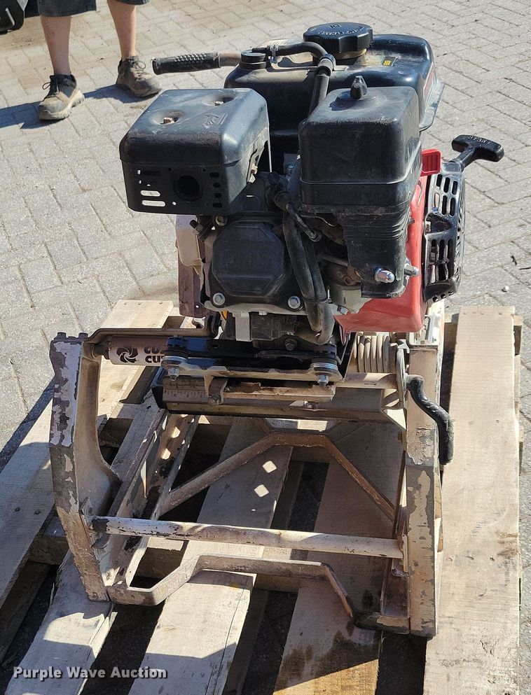 image for item OH9307 Cushion Cut concrete block saw