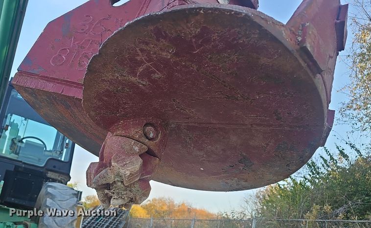 image for item OJ9018 Jeffery Machine Inc boulder extractor