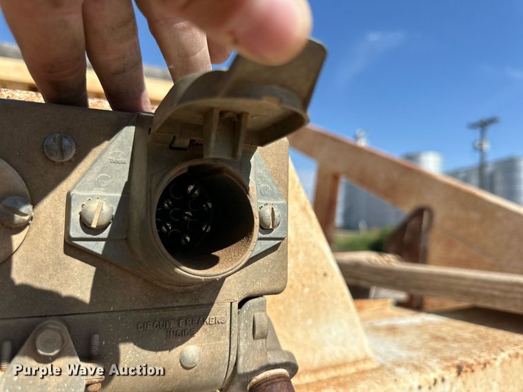 image for item DD3370 1997 Wes-Tex bottom dump trailer