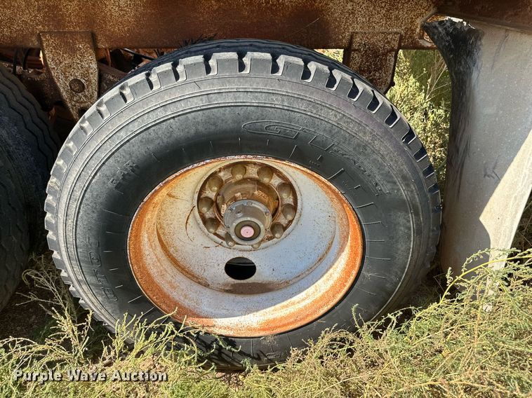 image for item DD3370 1997 Wes-Tex bottom dump trailer