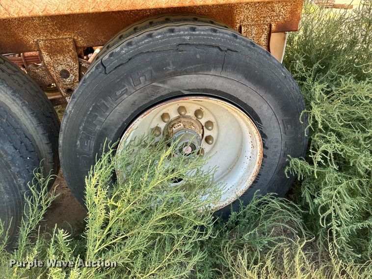 image for item DD3370 1997 Wes-Tex bottom dump trailer