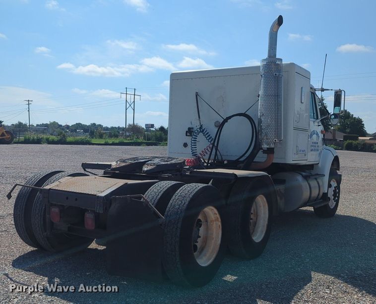 image for item DL1050 1996 International 8100 semi truck