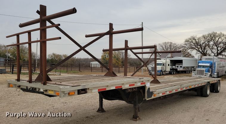 image for item DN3619 2000 Reinke Manufacturing Company drop deck trailer