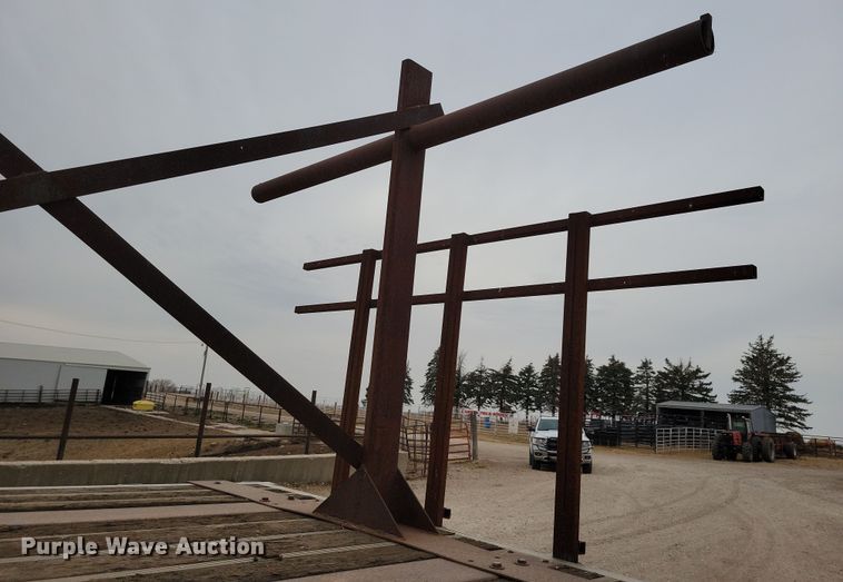 image for item DN3619 2000 Reinke Manufacturing Company drop deck trailer