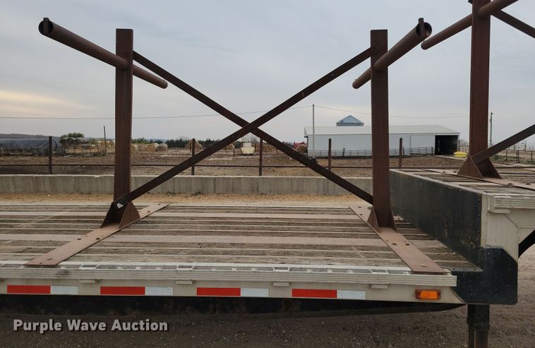 image for item DN3619 2000 Reinke Manufacturing Company drop deck trailer