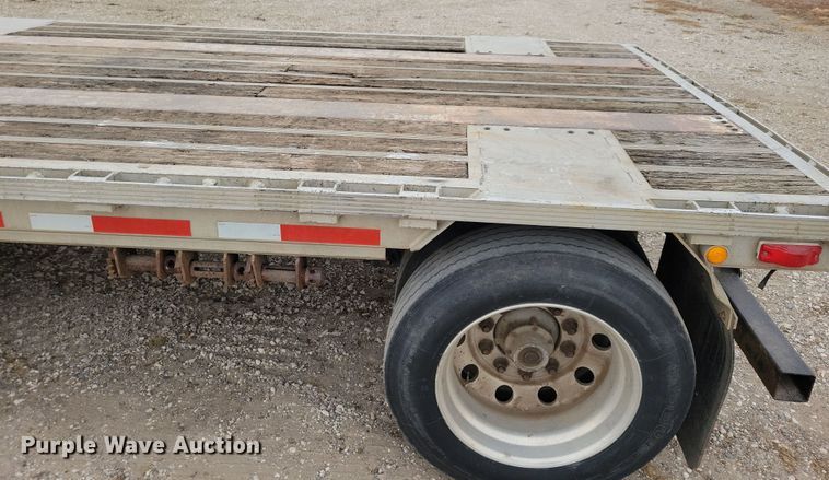 image for item DN3619 2000 Reinke Manufacturing Company drop deck trailer