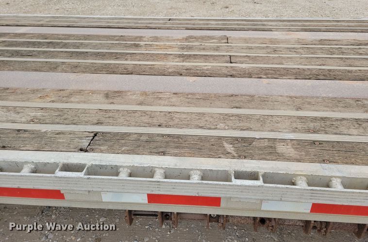 image for item DN3619 2000 Reinke Manufacturing Company drop deck trailer